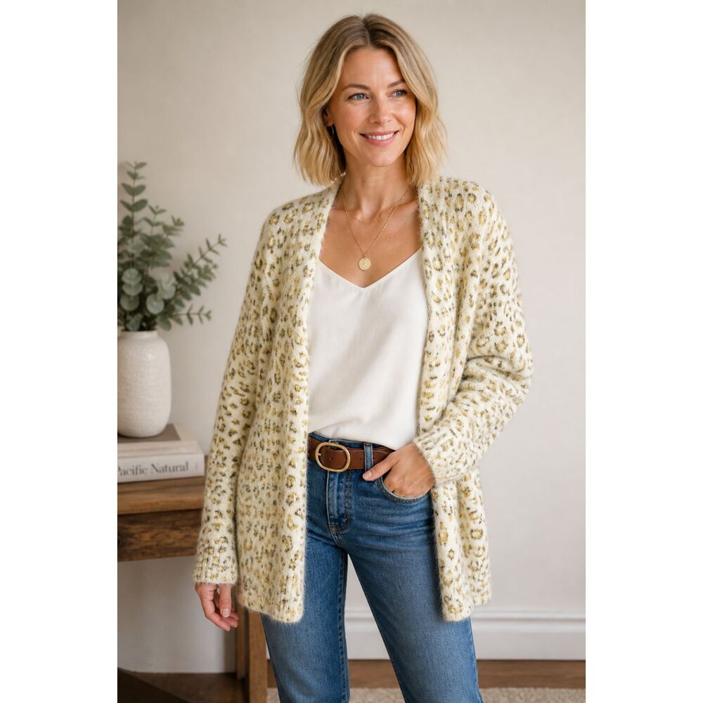 Cynthia Rowley Womens Sz M Cream Open Cardigan Sweater Soft Fuzzy Leopard H3